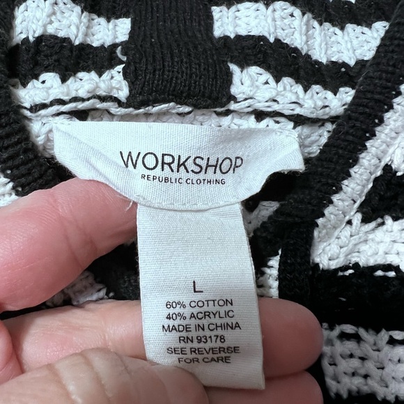 Workshop Republic black & white hooded sweater womens size large - Picture 2 of 6